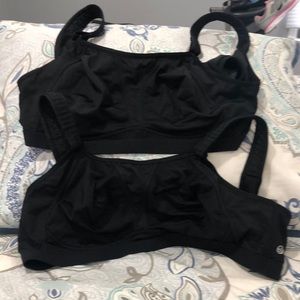 Soma wireless sport bras 40D Excellent condition.